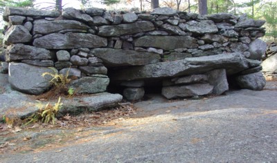 America's Stonehenge -  Mensal Stone Chamber