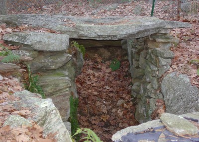 America's Stonehenge - Sunken Unit Partially Roofed Chamber