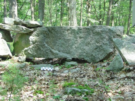 Niche-Cairn-Field-Wall-SM